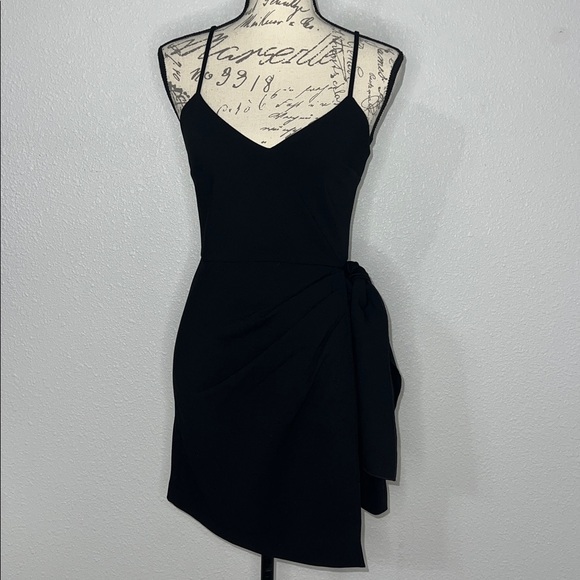 NWT FRENCH CONNECTION Black V-Neck WHISPER Bow ENVELOPE Sleeveless MINI DRESS - Picture 6 of 13